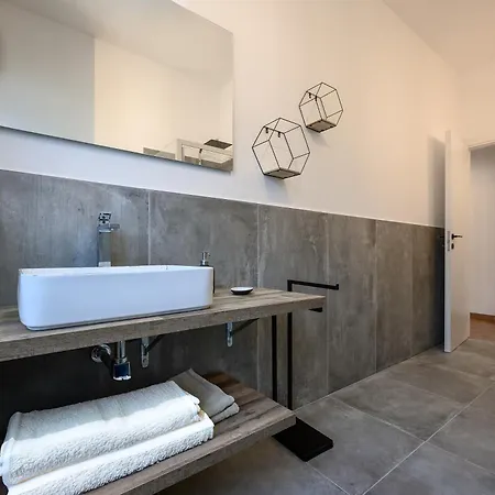 Golfo Dei Poeti Holidays ラ・スペツィア