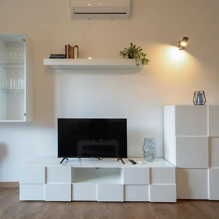 Golfo Dei Poeti Holidays 公寓 斯培西亚