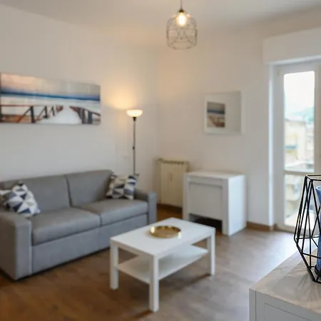 公寓 Golfo Dei Poeti Holidays *